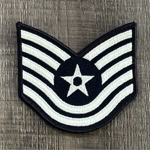 💞 New USAF Air Force Small TSgt E-6 Blues Rank Patch